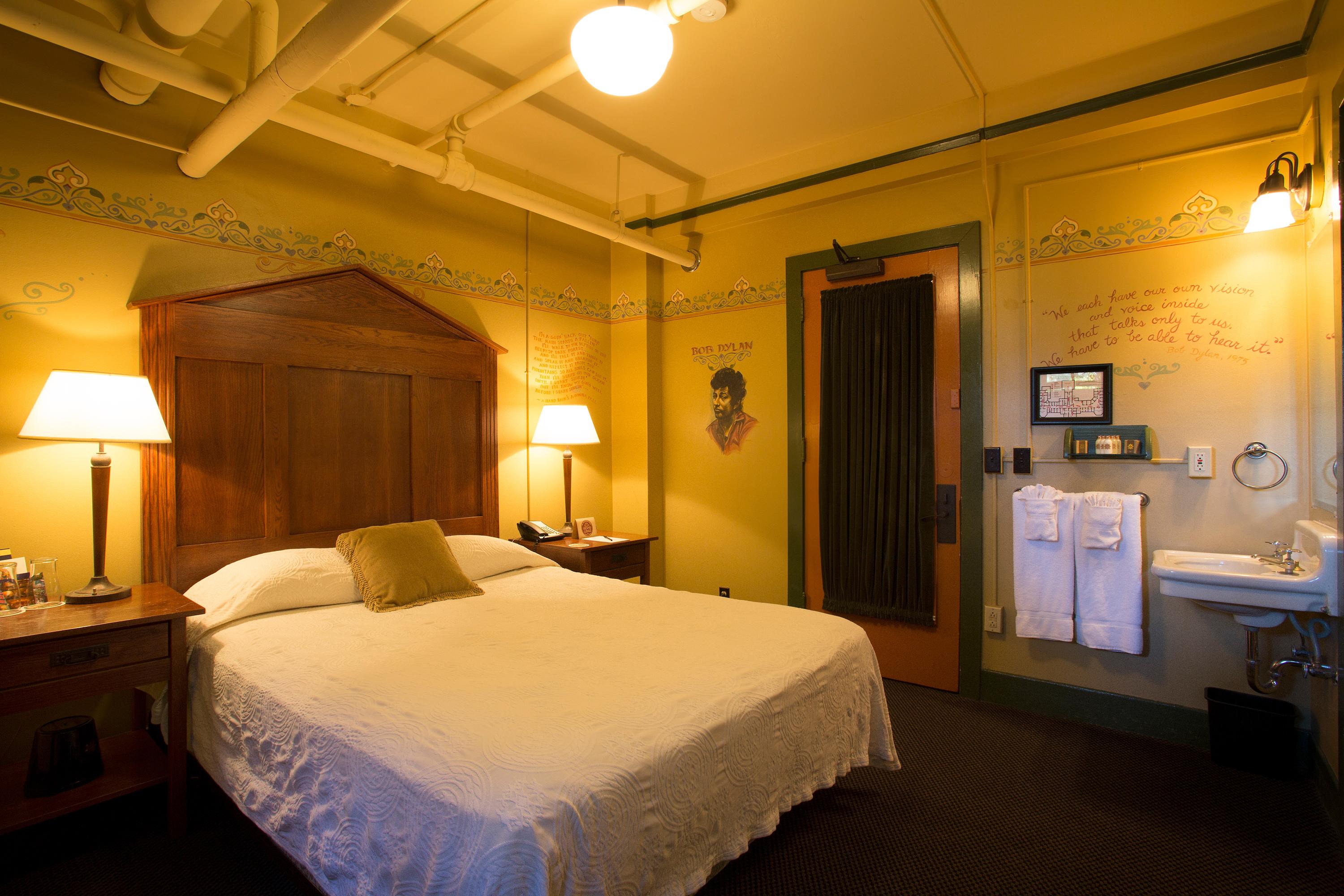 Mcmenamins Grand Lodge Forest Grove Dış mekan fotoğraf