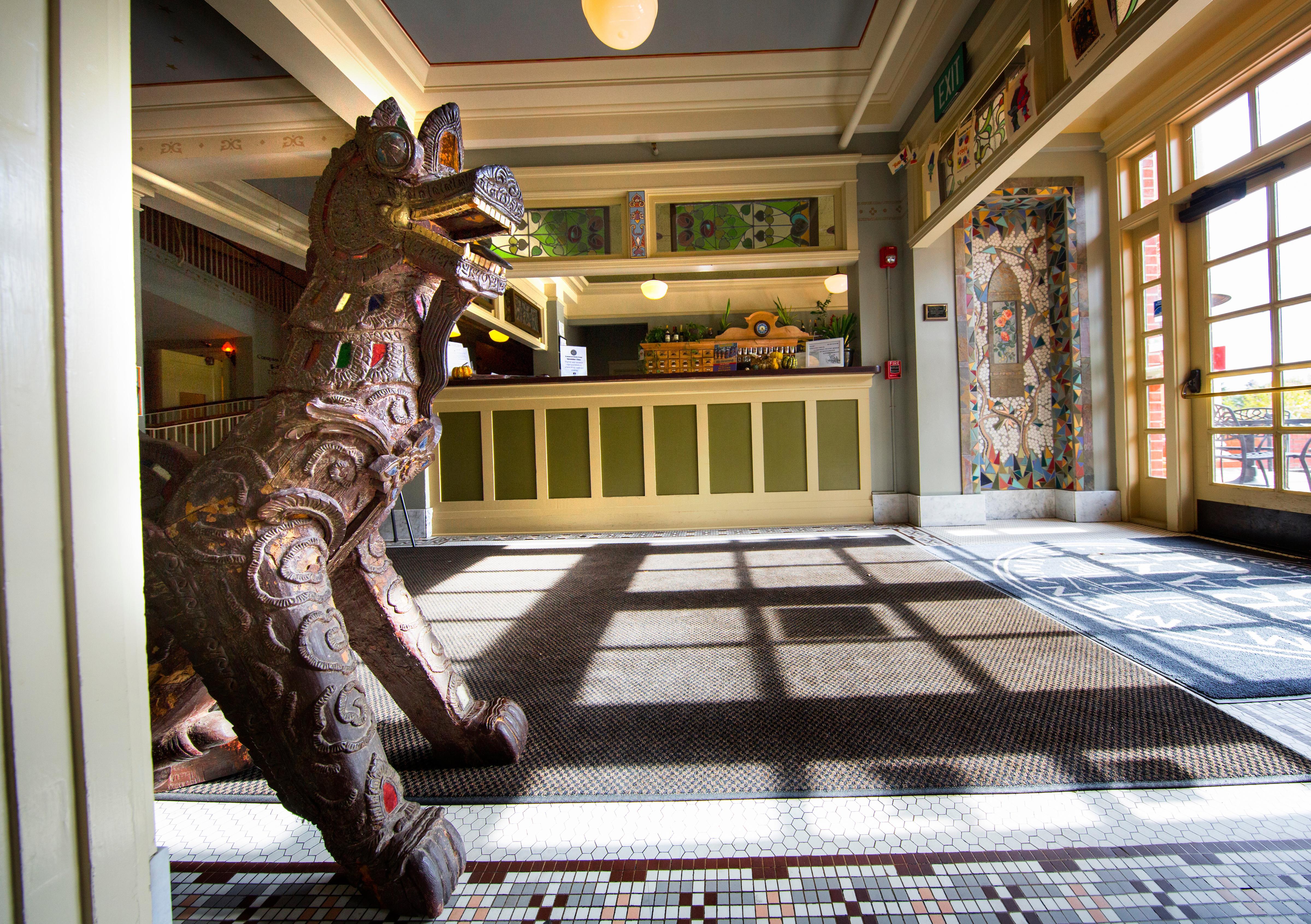 Mcmenamins Grand Lodge Forest Grove Dış mekan fotoğraf